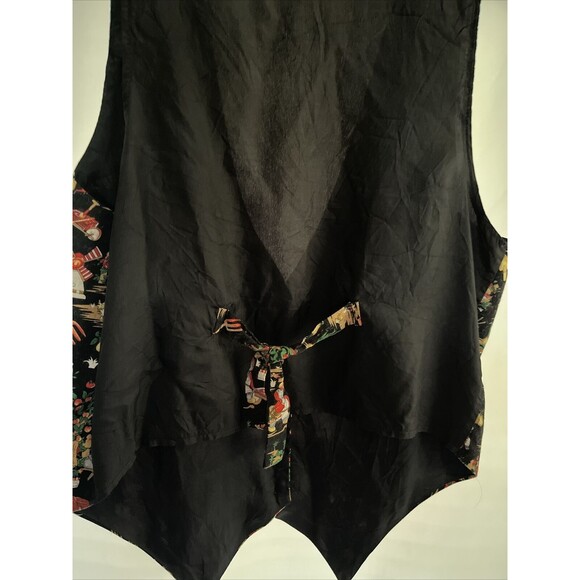 S Robyn-Lyn Woman Graphic Farm Vest With Buttons Shell:100% Cotton/acetate - Picture 5 of 6